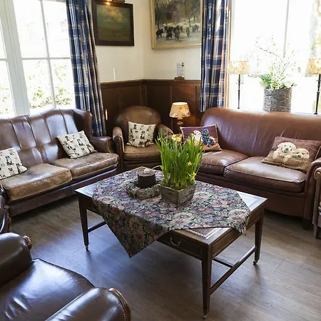 Hotel Vierhouten 3*