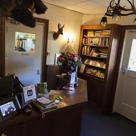 فندق Hotel Vierhouten