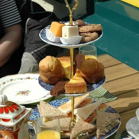 Hotel Vierhouten فندق فيرهوتين